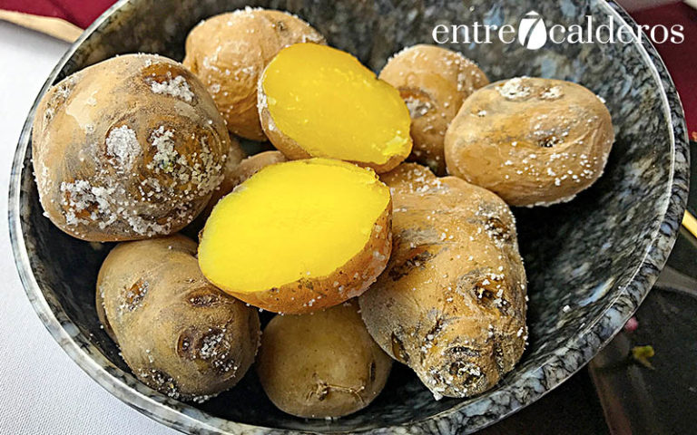 Mucho más que papas arrugadas y mojo