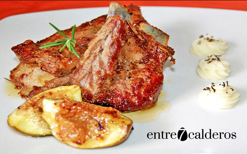 Asado de cordero con toque de rosmary y ajo