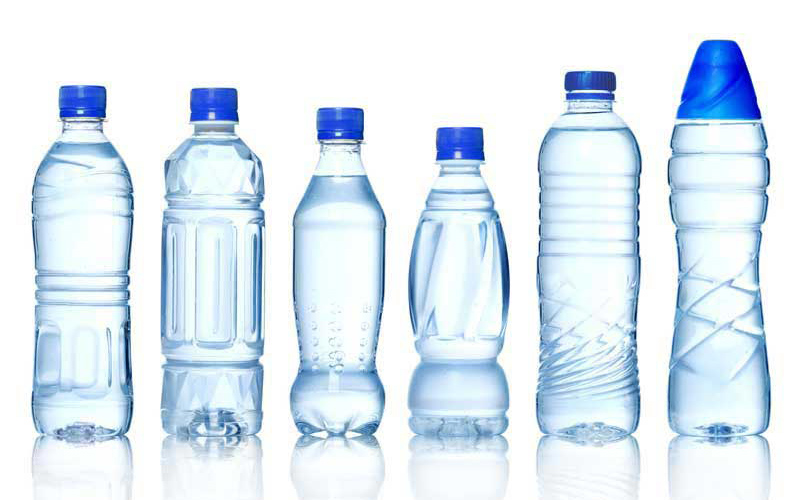 Los envases de agua con la “Economía Circular”