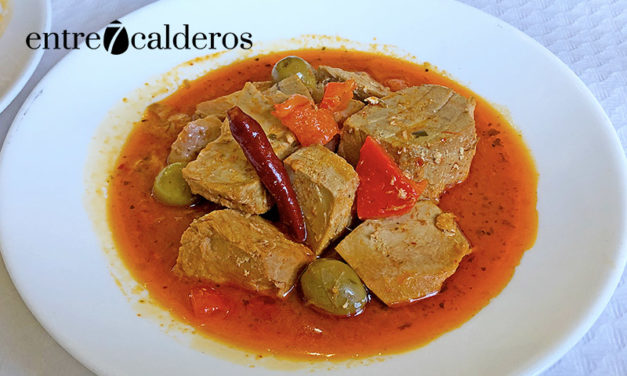 Para comida canaria, el guachinche El Frangollo
