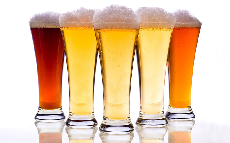 Un estudio analiza las diferencias entre las cervezas artesanales canarias y las industriales