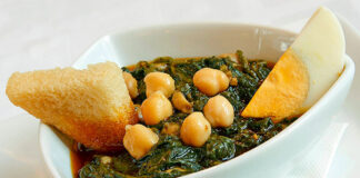 Cómo preparar el tradicional potaje de vigilia de Semana Santa con bacalao y garbanzos Potaje de vigilia, espinacas con garbanzos.