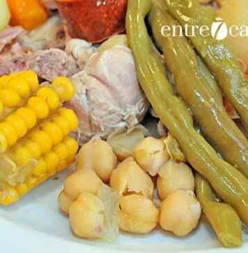 El puchero canario, el gran cocido del Atlántico que se distingue por su tumbo y su riqueza vegetal Puchero canario, | © Manuel Expósito.